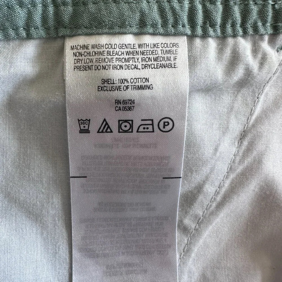 Women's 12 Columbia Cotton Shorts Light Green Sea Foam Cotton Zipper Fly Casual - Picture 6 of 7